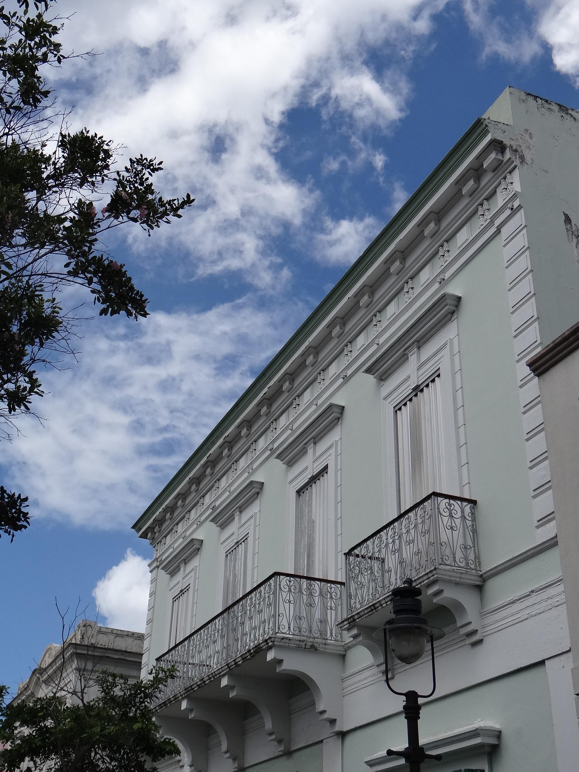 Edificio 2 - Ponce - 2013 00002